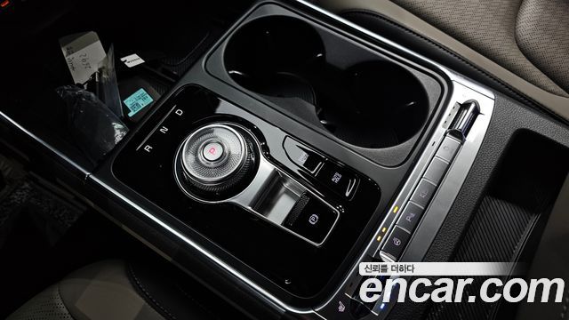 Kia Carnival (IV) Gasoline 9-Seater Gravity 2024 — фото 9