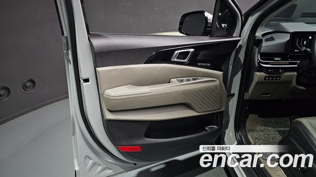 Kia Carnival (IV) Gasoline 9-Seater Gravity 2024 — фото 30