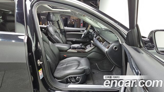 Audi A8 60 TDI Quattro D4 2015 — фото 12