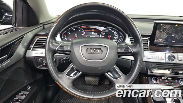 Audi A8 60 TDI Quattro D4 2015 — фото 13