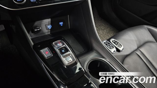 Hyundai Sonata (DN8) 2.0 LPG(rental car) Smart 2020 — фото 9