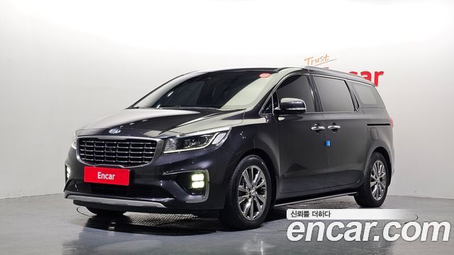 Kia Carnival 9-Seater Noblesse Special