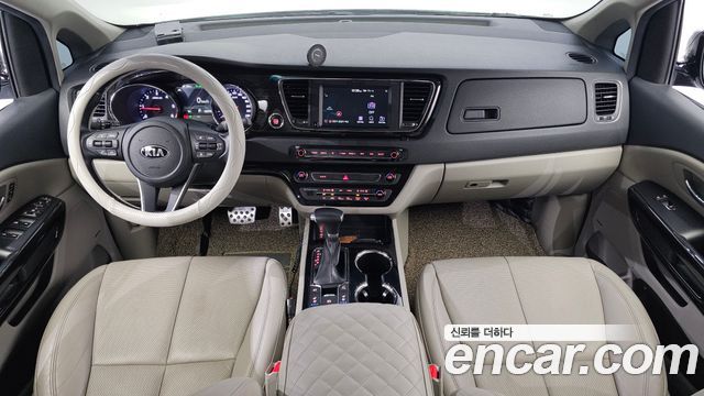 Kia Carnival 9-Seater Noblesse Special 2019 — фото 7