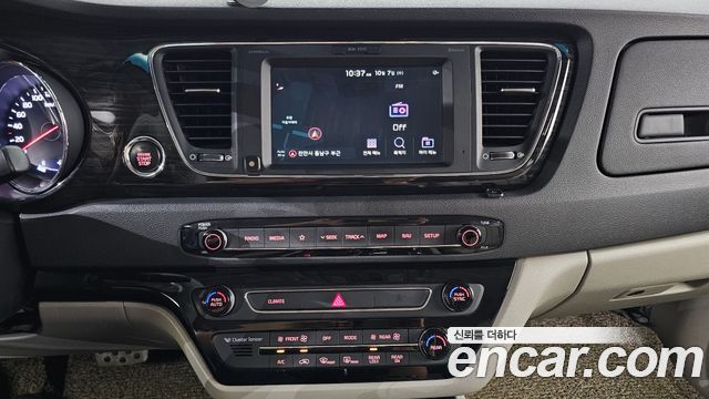 Kia Carnival 9-Seater Noblesse Special 2019 — фото 14