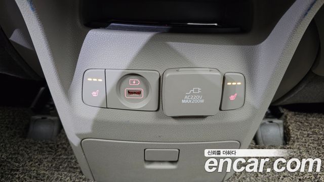 Kia Carnival 9-Seater Noblesse Special 2019 — фото 18