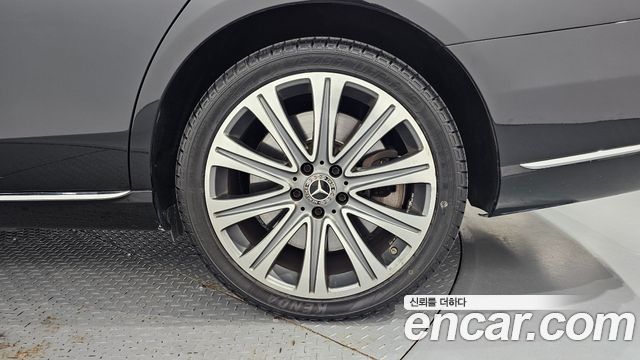 Mercedes-Benz E-Class (W213) E450 4MATIC Exclusive 2020 — фото 21