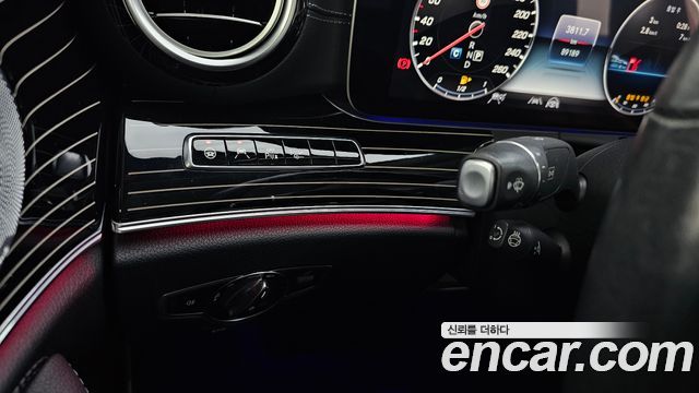Mercedes-Benz E-Class (W213) E450 4MATIC Exclusive 2020 — фото 28