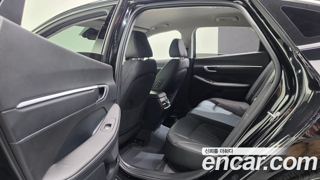 Hyundai Sonata The Edge (DN8) 1.6 Turbo Exclusive 2024 — фото 18
