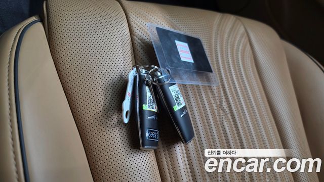 Genesis G80 (RG3) Gasoline 2.5 Turbo AWD 2022 — фото 16
