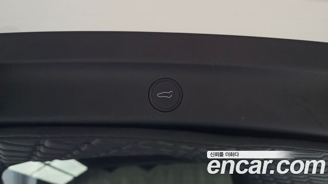 Tesla Model Y Long Range AWD 2021 — фото 18