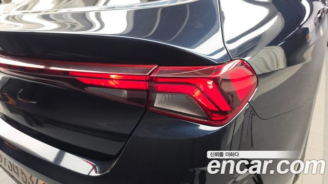 Kia K5 (III) 2.0 Prestige 2022 — фото 23