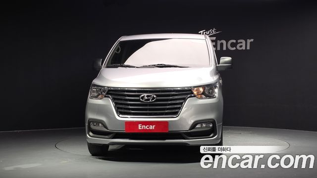 Hyundai Grand Starex Van 3-Seater Smart 2020 — фото 3