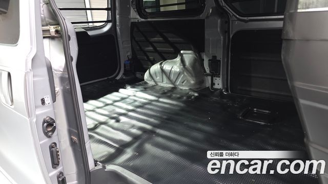 Hyundai Grand Starex Van 3-Seater Smart 2020 — фото 12