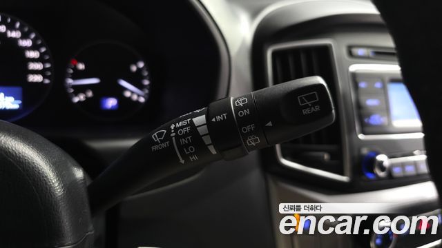 Hyundai Grand Starex Van 3-Seater Smart 2020 — фото 28