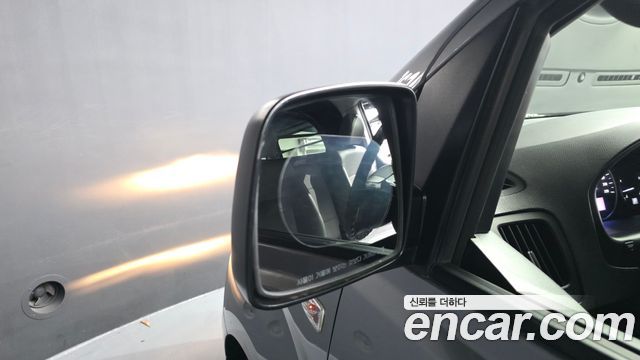 Hyundai Grand Starex Van 3-Seater Smart 2020 — фото 29