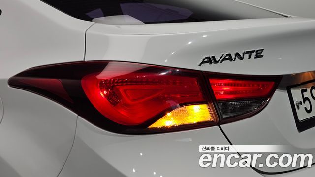 Hyundai Avante 1.6 GDi Smart Standard 2014 — фото 26