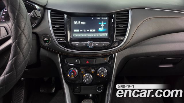 Chevrolet Trax 1.4 Premier 2019 — фото 13