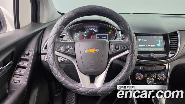 Chevrolet Trax 1.4 Premier 2019 — фото 15