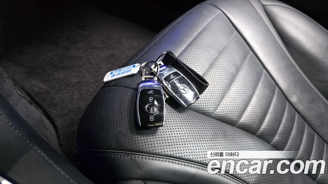 Mercedes-Benz S-Class (W222) S560L 4MATIC 2018 — фото 33