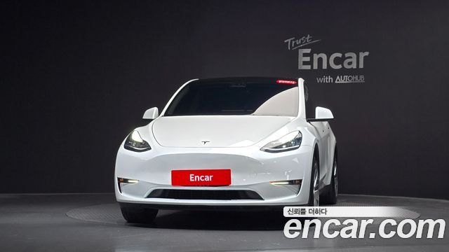 Tesla Model Y Long Range AWD 2021 — фото 3