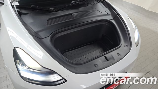 Tesla Model Y Long Range AWD 2021 — фото 6