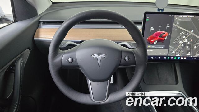 Tesla Model Y Long Range AWD 2021 — фото 12