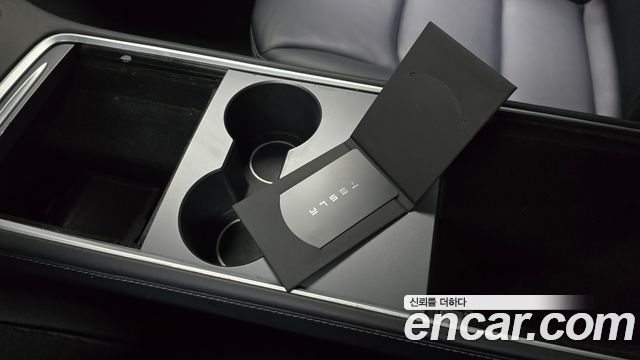 Tesla Model Y Long Range AWD 2021 — фото 27