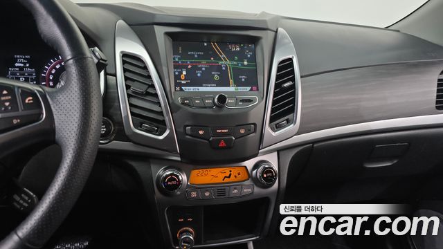 KG Mobility (SsangYong) Korando C 2.2 DX 2WD 2017 — фото 14
