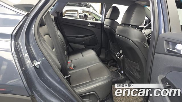 Hyundai Tucson Gasoline 1.6 turbo 2WD Premium 2019 — фото 12