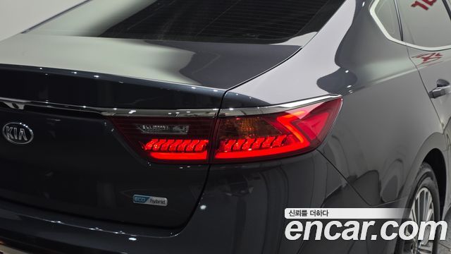 Kia K7 Hybrid Noblesse Special 2019 — фото 23