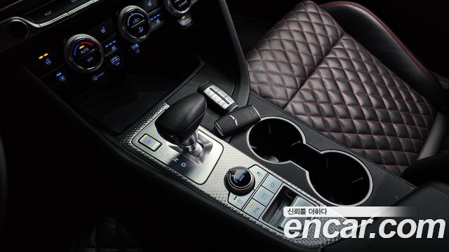 Genesis G70 Gasoline 2.0T 2WD 2022 — фото 9