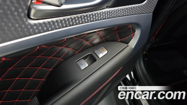 Genesis G70 Gasoline 2.0T 2WD 2022 — фото 19