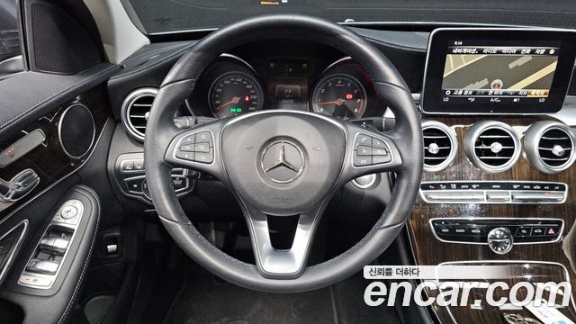Mercedes-Benz C-Class (W205) C200 4MATIC Exclusive 2018 — фото 13