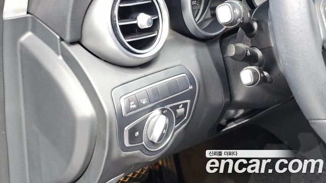 Mercedes-Benz C-Class (W205) C200 4MATIC Exclusive 2018 — фото 14