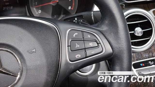 Mercedes-Benz C-Class (W205) C200 4MATIC Exclusive 2018 — фото 16