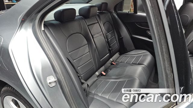 Mercedes-Benz C-Class (W205) C200 4MATIC Exclusive 2018 — фото 26