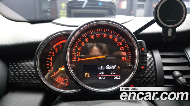 MINI Cooper S 5Door Standard 3rd 2016 — фото 8