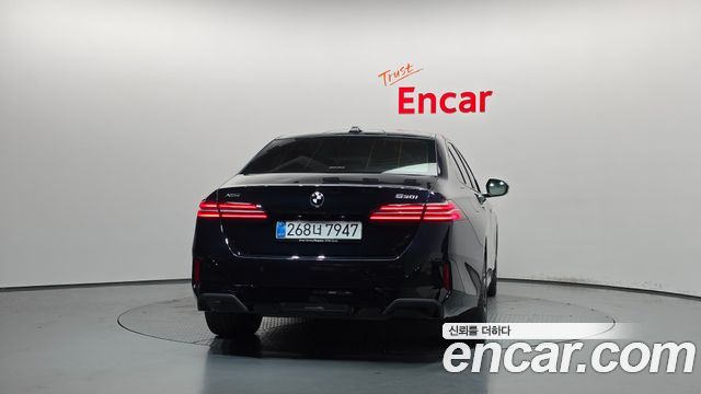BMW 5 Series (G60) 530i xDrive M Sport 2025 — фото 4