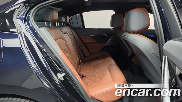 BMW 5 Series (G60) 530i xDrive M Sport 2025 — фото 11