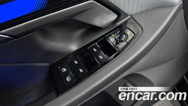 BMW 5 Series (G60) 530i xDrive M Sport 2025 — фото 39