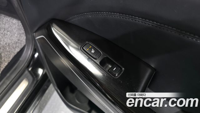 Kia K7 Hybrid Noblesse 2017 — фото 19