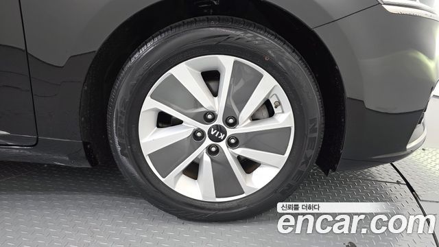Kia K7 Hybrid Noblesse 2017 — фото 21