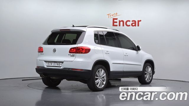Volkswagen Tiguan 2.0 TDI  Premium 5N 2016 — фото 2