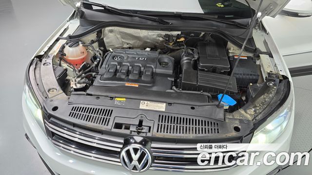 Volkswagen Tiguan 2.0 TDI  Premium 5N 2016 — фото 6