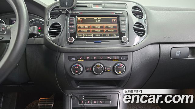 Volkswagen Tiguan 2.0 TDI  Premium 5N 2016 — фото 12