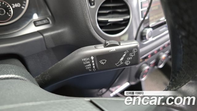 Volkswagen Tiguan 2.0 TDI  Premium 5N 2016 — фото 19
