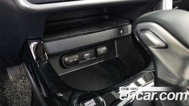 Kia Seltos Gasoline 1.6 Turbo 4WD Gravity 2022 — фото 30