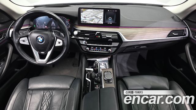 BMW 5 Series (G30) 530e Luxury 2022 — фото 7