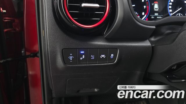 Hyundai Kona 1.6 Turbo 2WD FLUX Premium Special 2018 — фото 27