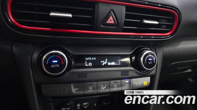 Hyundai Kona 1.6 Turbo 2WD FLUX Premium Special 2018 — фото 28